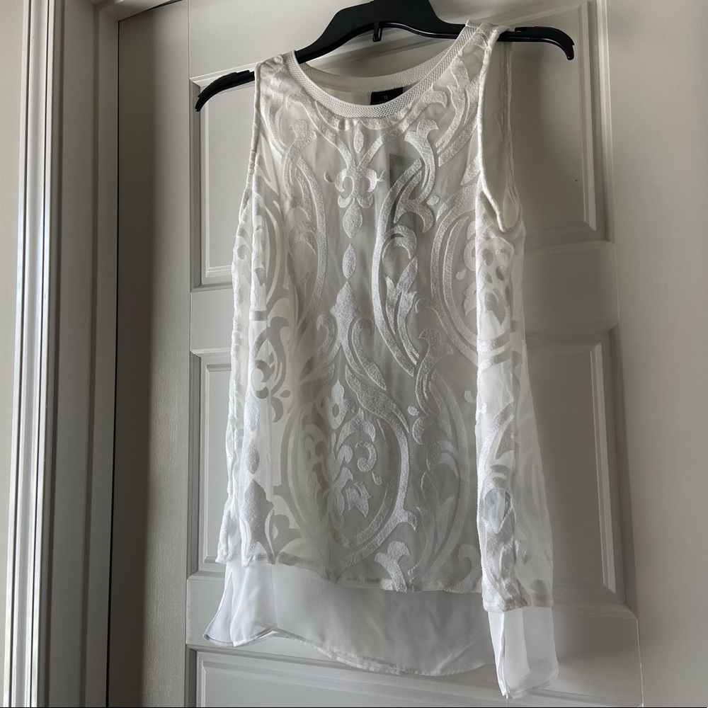 Worthington Sleeveless Blouse